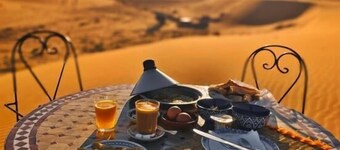 梅爾祖卡華麗營地  