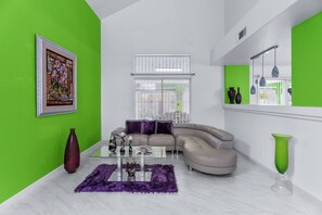 TV, fireplace - 3BR/3BA w/ Pool & BBQ • 15 Mins to Strip & Airport (Las Vegas)