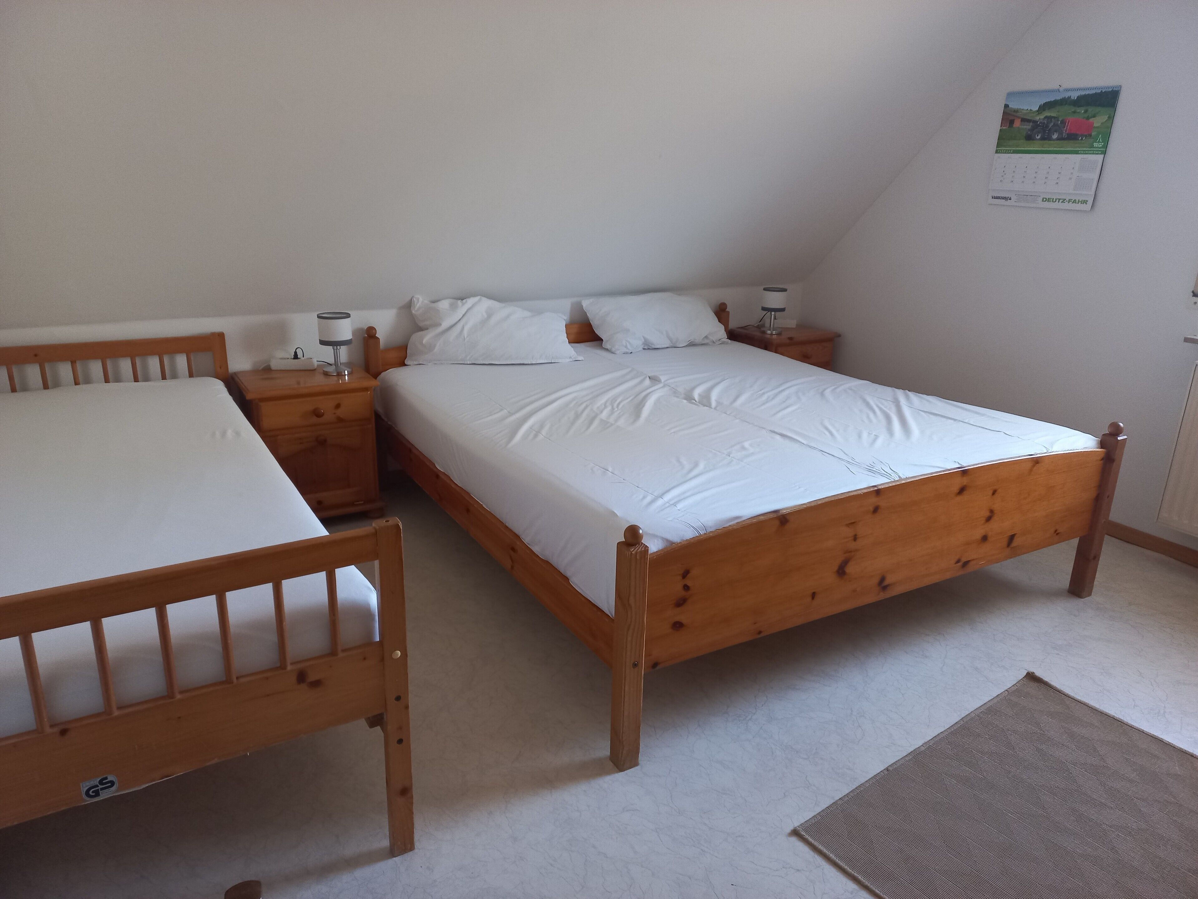 2 makuuhuonetta, silitysrauta/-lauta, Wi-Fi, vuodevaatteet