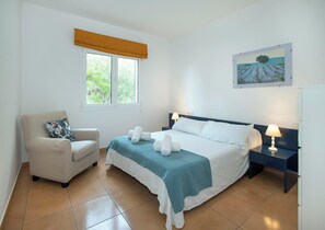 3 Schlafzimmer, Bügeleisen/Bügelbrett, WLAN, Bettwäsche