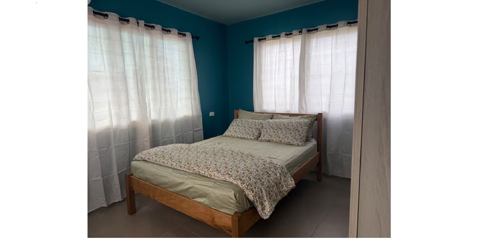 3 chambres, fer et planche à repasser, Wi-Fi, draps fournis