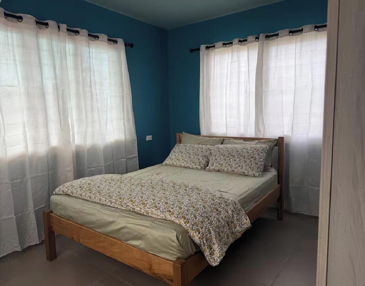 3 Schlafzimmer, Bügeleisen/Bügelbrett, WLAN, Bettwäsche