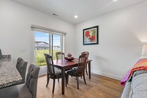 Dining - 3BR, 2.5BA Townhome - Great Location + Open-Layout + Modern (Rexburg)