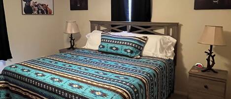 2 bedrooms, iron/ironing board, free WiFi, bed sheets