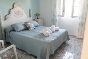 Bügeleisen/Bügelbrett, WLAN, Bettwäsche