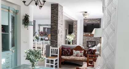 Casa Rural 'La Esperanza Rural Tourist' con Piscina Privada, Wi-Fi y Aire Acondicionado
