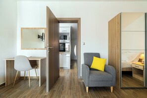 1 chambre, fer et planche à repasser, Wi-Fi, draps fournis