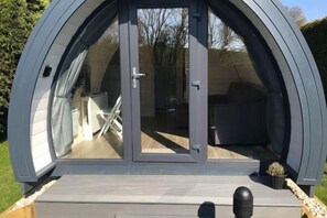 Cribs/infant beds - Low Greenlands Holiday Park - Luxury House With Hot Tub & Luxury Glamping Pod Holidays & Breaks (Carnforth)