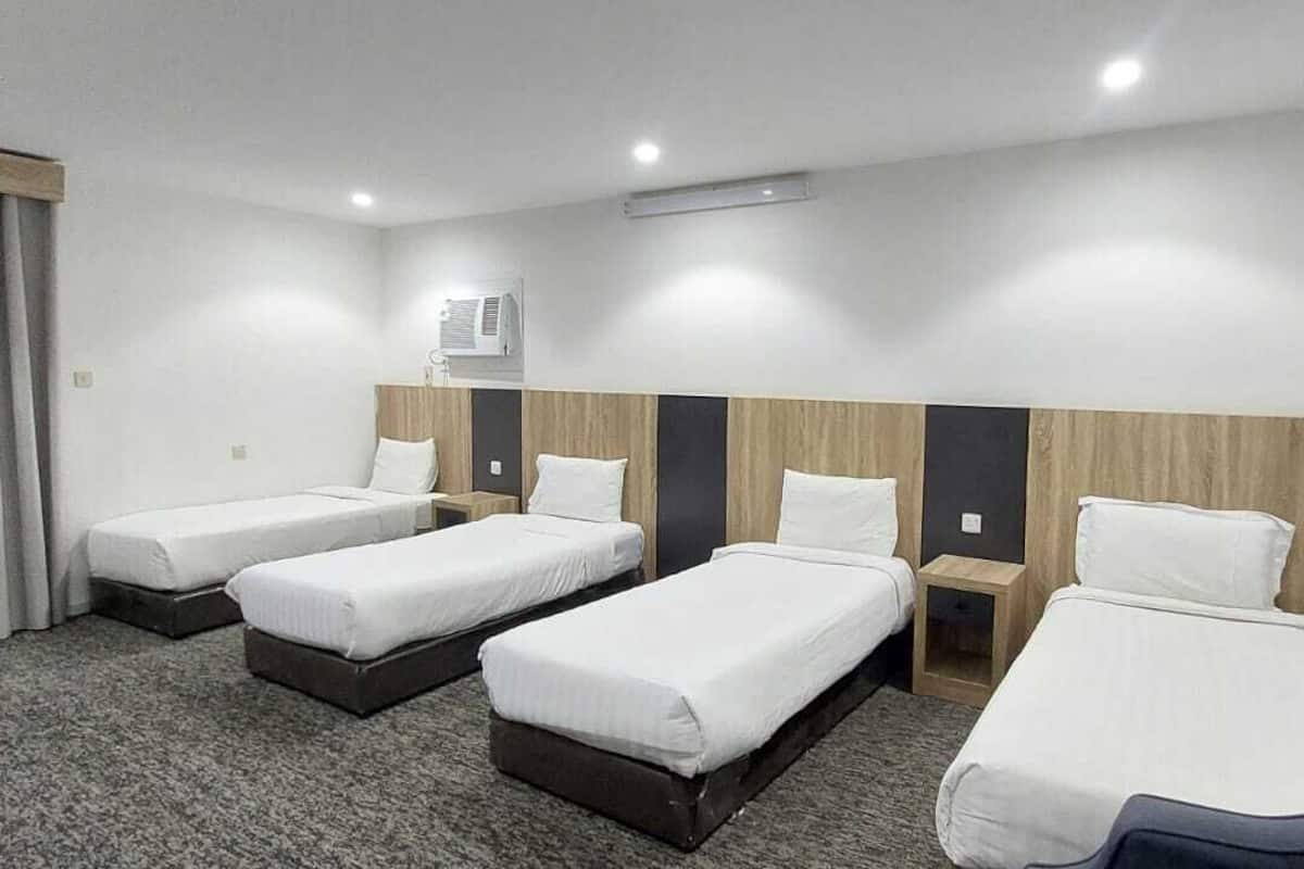Superior Apartment | In-room safe, bed sheets