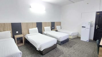 Habitación cuádruple | Caja fuerte