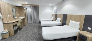 อพาร์ทเมนท์ | ตู้นิรภัยในห้องพัก, ผ้าปูที่นอน