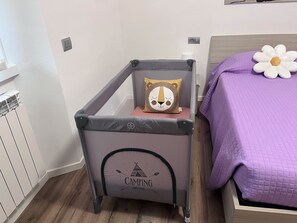 1 camera, ferro/asse da stiro, Wi-Fi, lenzuola