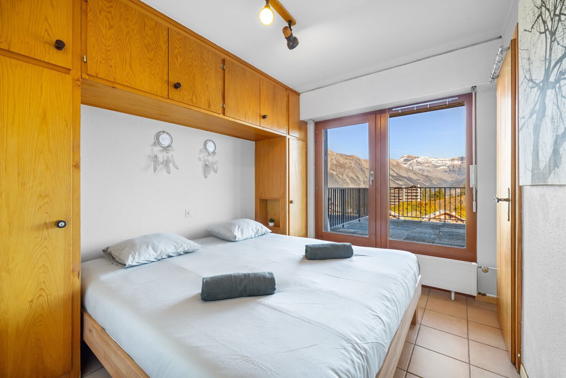 1 bedroom, free WiFi, bed sheets