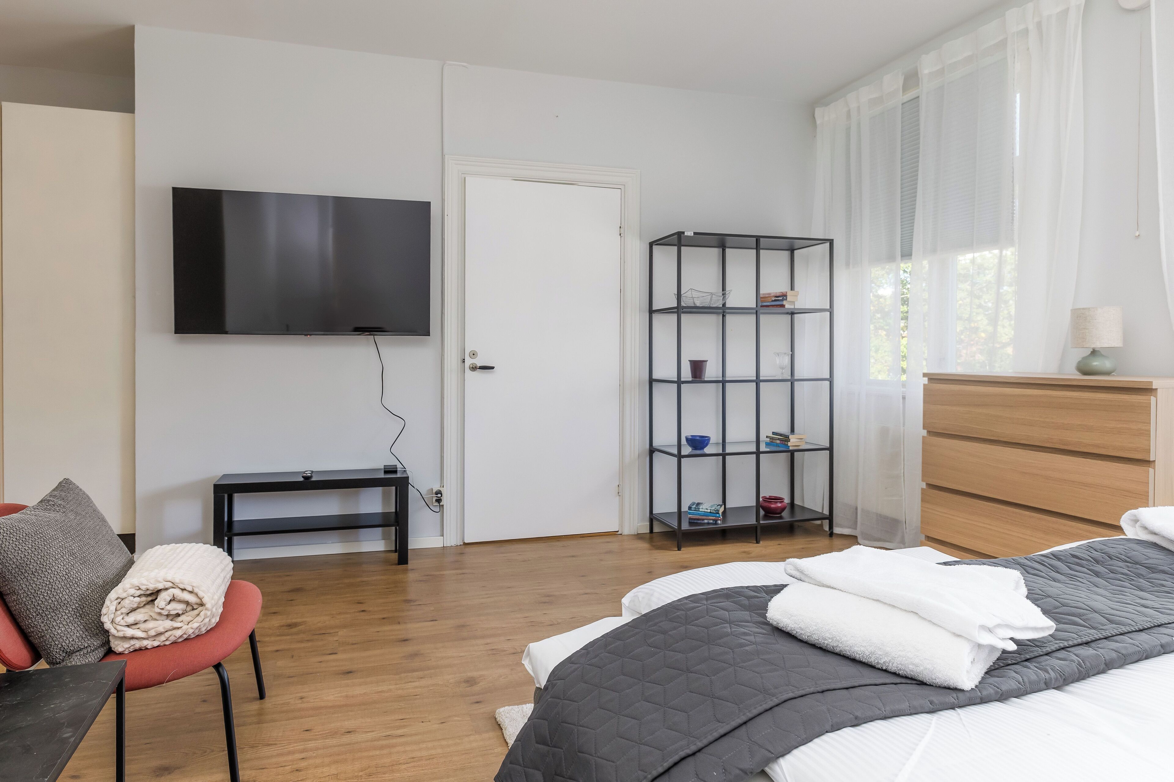 1 sovrum, strykjärn/strykbräda, wi-fi och sängkläder