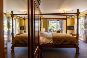 3 bedrooms, iron/ironing board, free WiFi, bed sheets - Annex @ Ballinalacken Castle in Doolin (Doolin)