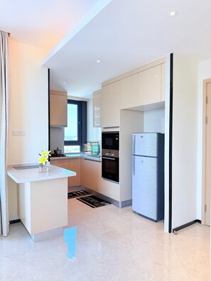 Mikrowelle, Ofen, Herdplatte