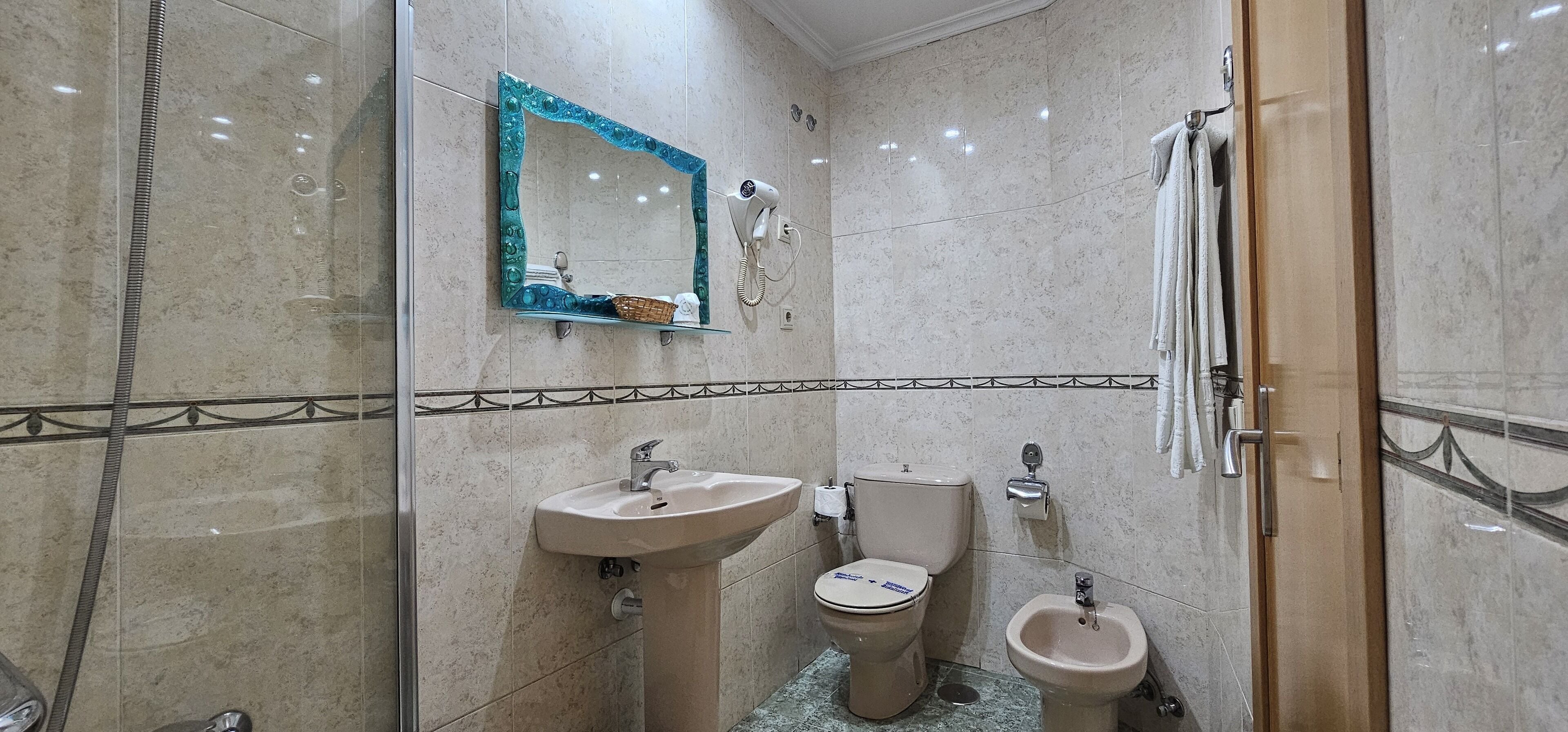 Comfort Double Room | Bathroom | Bathtub, hair dryer, towels, soap