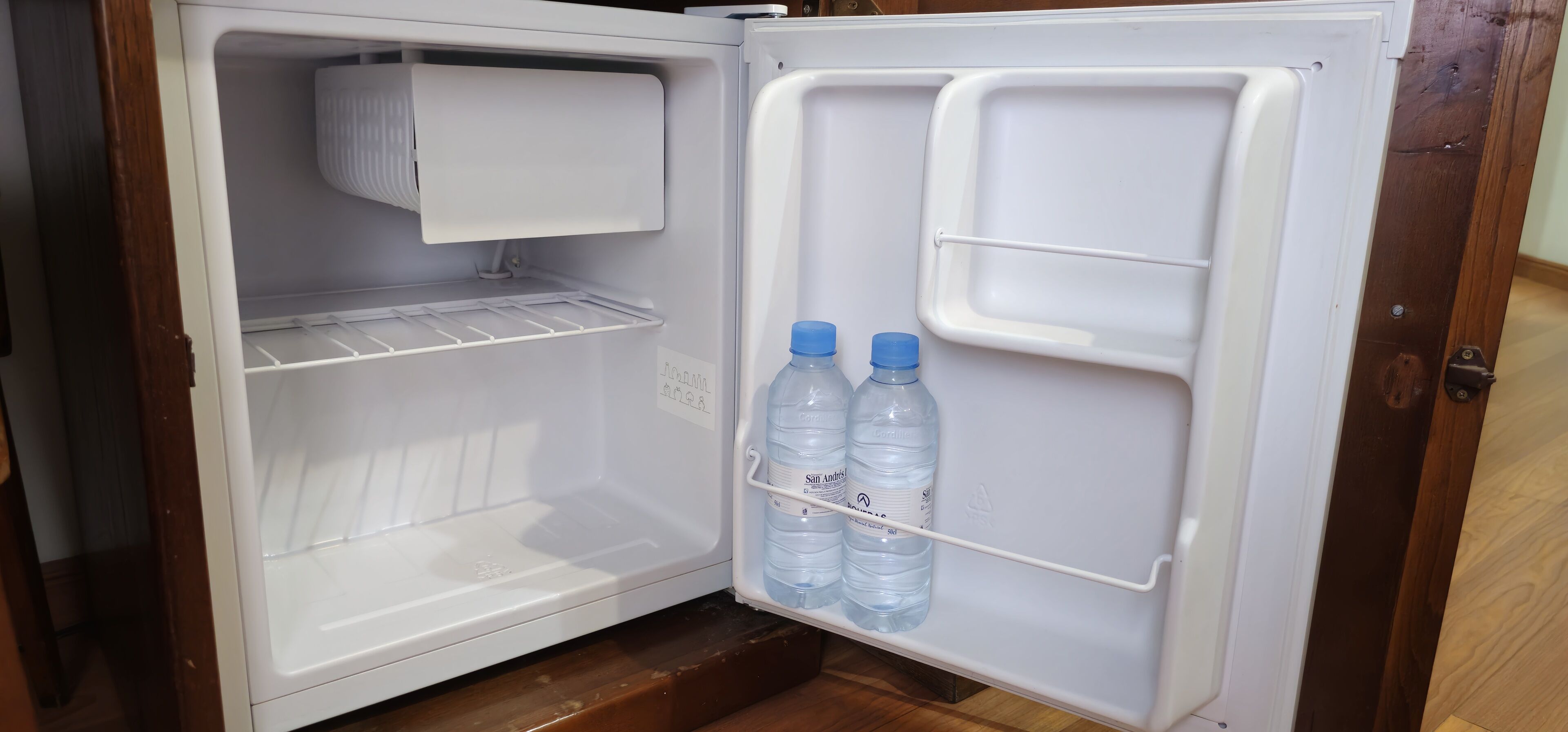 Comfort Twin Room | In-room safe, desk, free WiFi