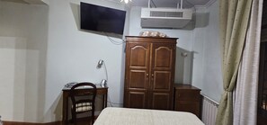 Comfort Double Room | In-room safe, desk, free WiFi - Hotel Chipen (Vigo)