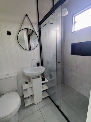 Superior Studio | Bathroom