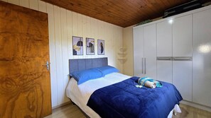 Chalet | Fer et planche à repasser, Wi-Fi gratuit, draps fournis