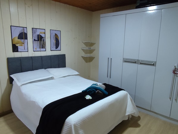 Traditional House | Free WiFi