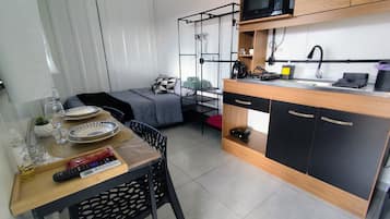 Superior Studio | Free WiFi, bed sheets