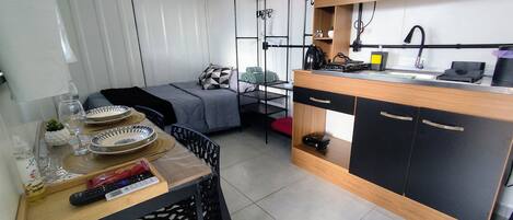 Estudio superior | Wifi gratis y ropa de cama