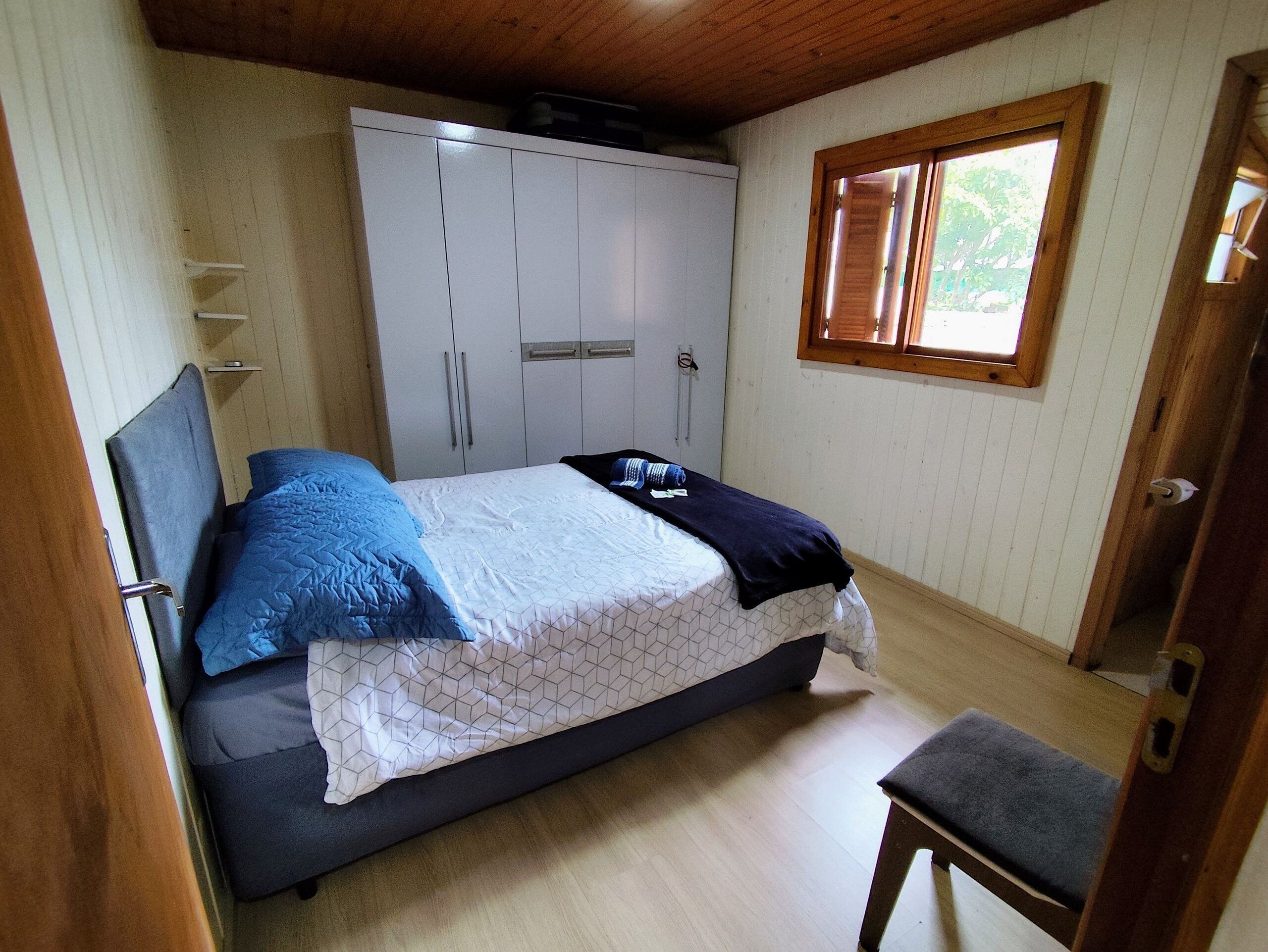 Family House | Free WiFi, bed sheets