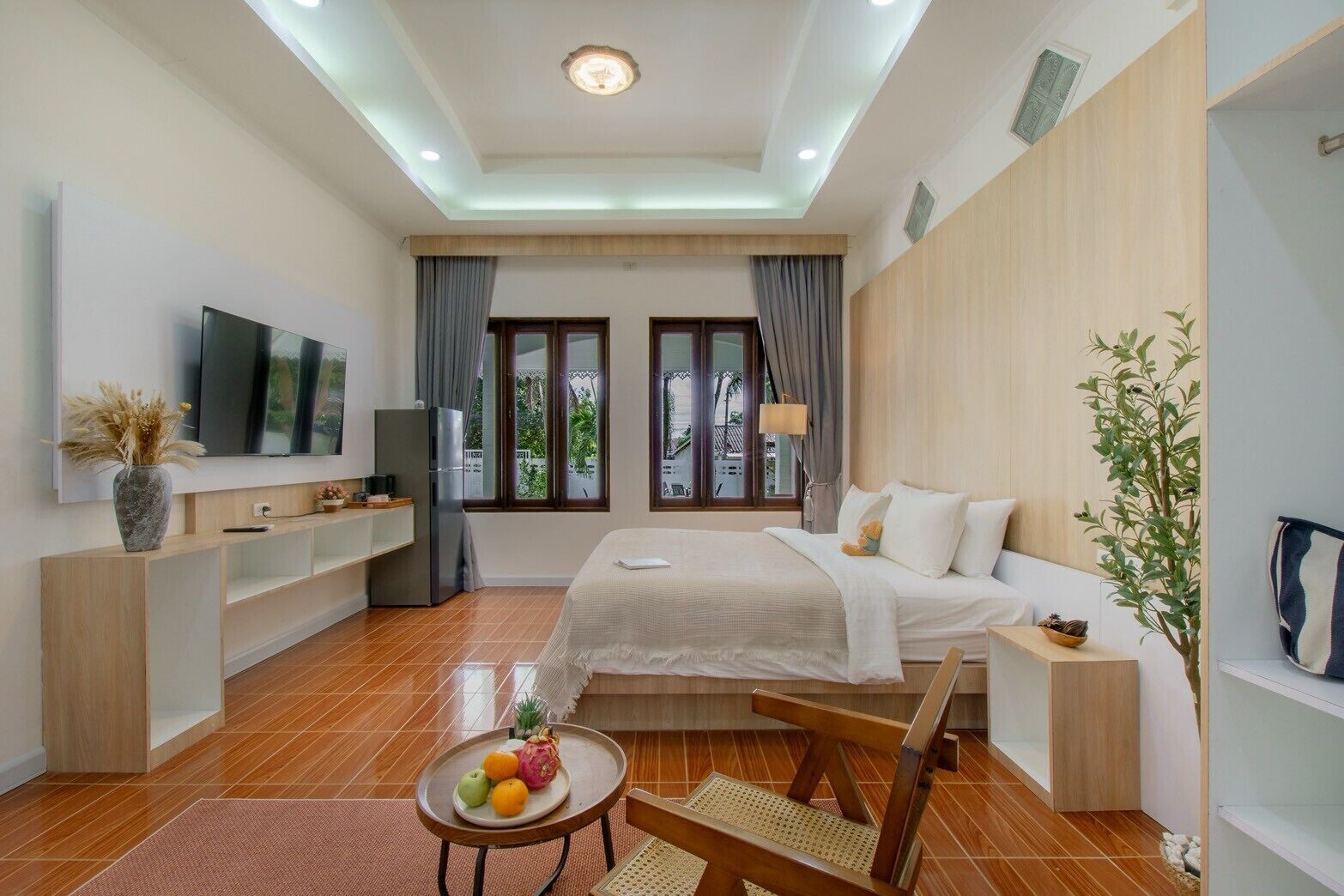 Grand Deluxe King Bed Room Garden View | Wi-Fi gratuit