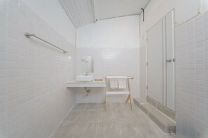 Standaard eenpersoonskamer | Een bureau, gratis wifi