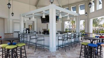 Bar (en la propiedad)