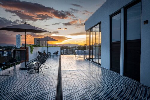 Loft con balcón en la Americana | Lapso at Alarcón