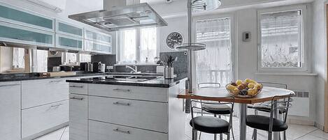 Fridge, microwave, oven, dishwasher