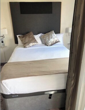 2 Schlafzimmer, Bügeleisen/Bügelbrett, WLAN