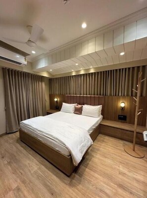 1 quarto, acesso à internet, roupa de cama