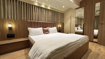 1 bedroom, internet, bed sheets