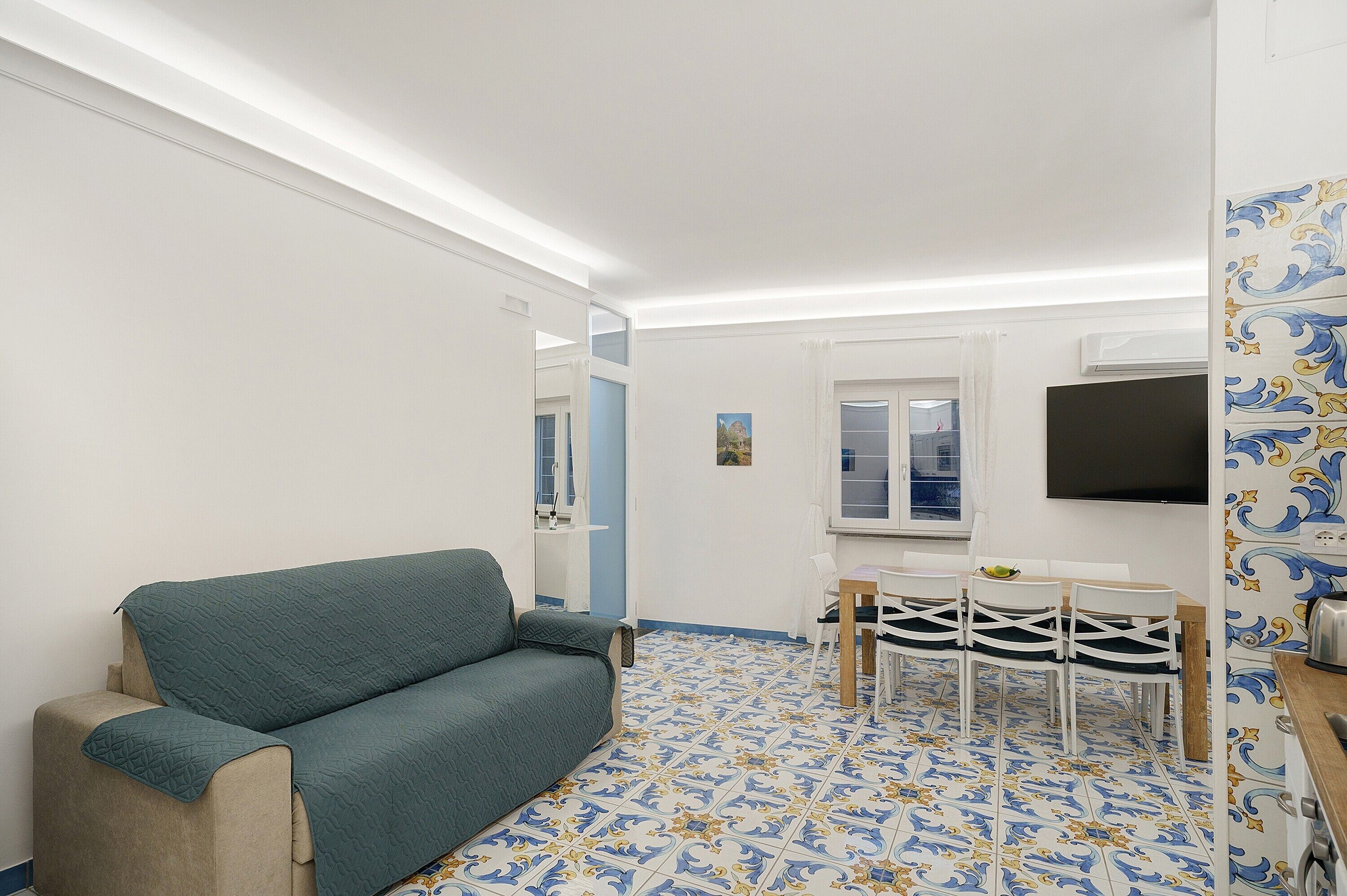 Vincanto Maiori Amalfi Coast Vacation Home With Mountain View, Wi-fi & Air Conditioning - Maiori