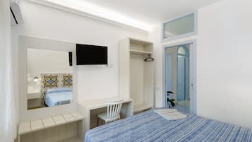 3 slaapkamers, een bureau, een strijkplank/strijkijzer, wifi