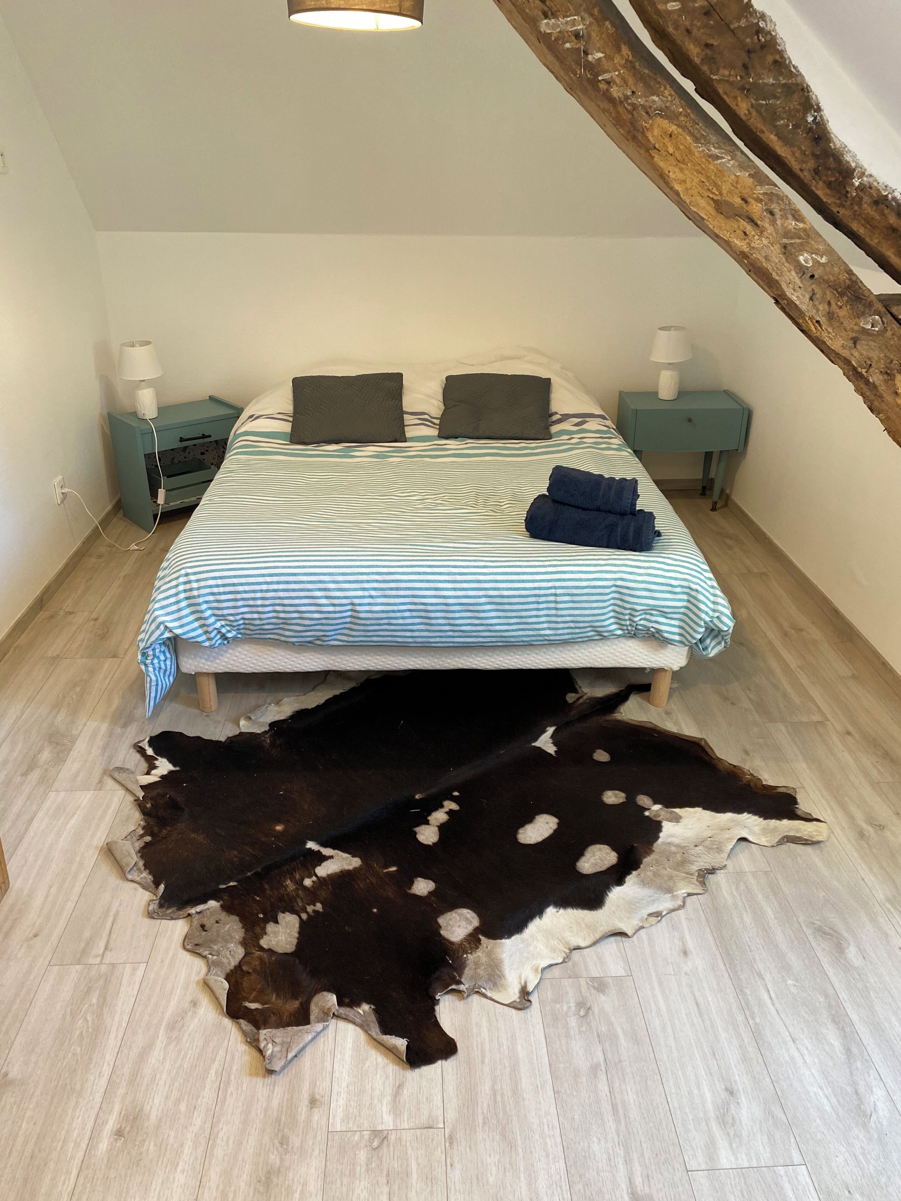 4 室のベッドルーム、アイロン / アイロン台、WiFi