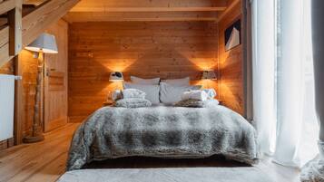 2 slaapkamers, een strijkplank/strijkijzer, wifi, beddengoed