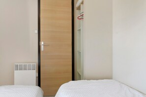 3 bedrooms