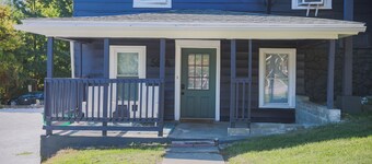 Pet friendly apartment steps from downtown Winooski