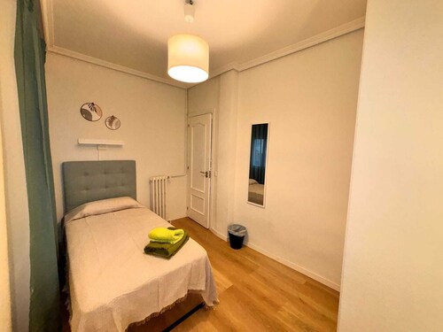 Rooms Carlos, next to Plaza Mayor