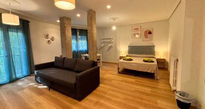 Rooms Carlos, next to Plaza Mayor