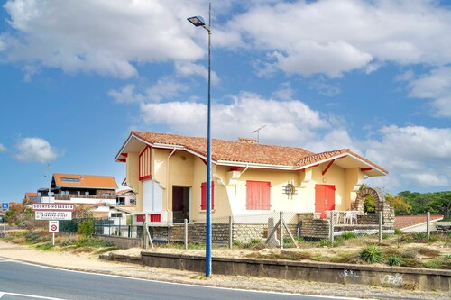Logement de vacances 'Logement De Vacances Proche Océan' avec vue sur mer, terrasse privée et Wi-Fi