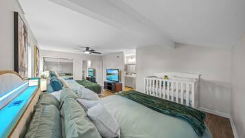 3 bedrooms, desk, iron/ironing board, free WiFi