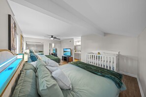 3 habitaciones, escritorio, tabla de planchar con plancha y wifi gratis 