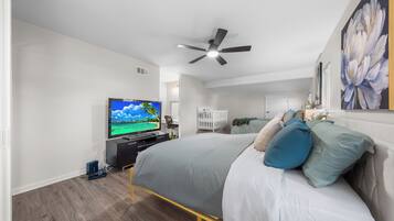 3 Schlafzimmer, Schreibtisch, Bügeleisen/Bügelbrett, kostenloses WLAN