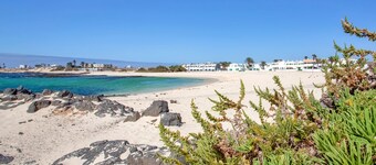 Vacation Apartment 'Alba - El Cotillo' with Balcony and Wi-Fi